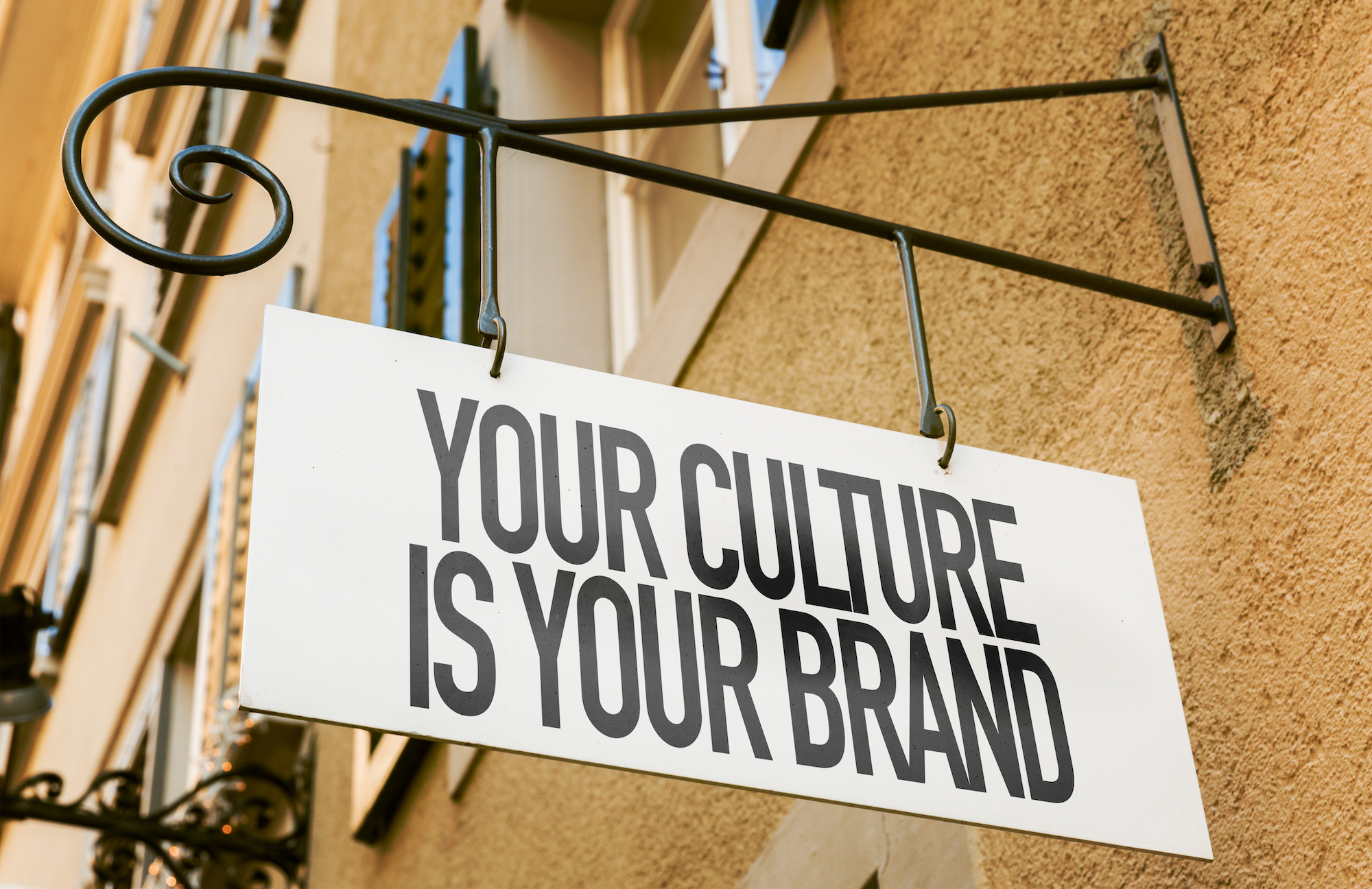 4 Steps to Effective Implementation of Cultural Branding Strategies: